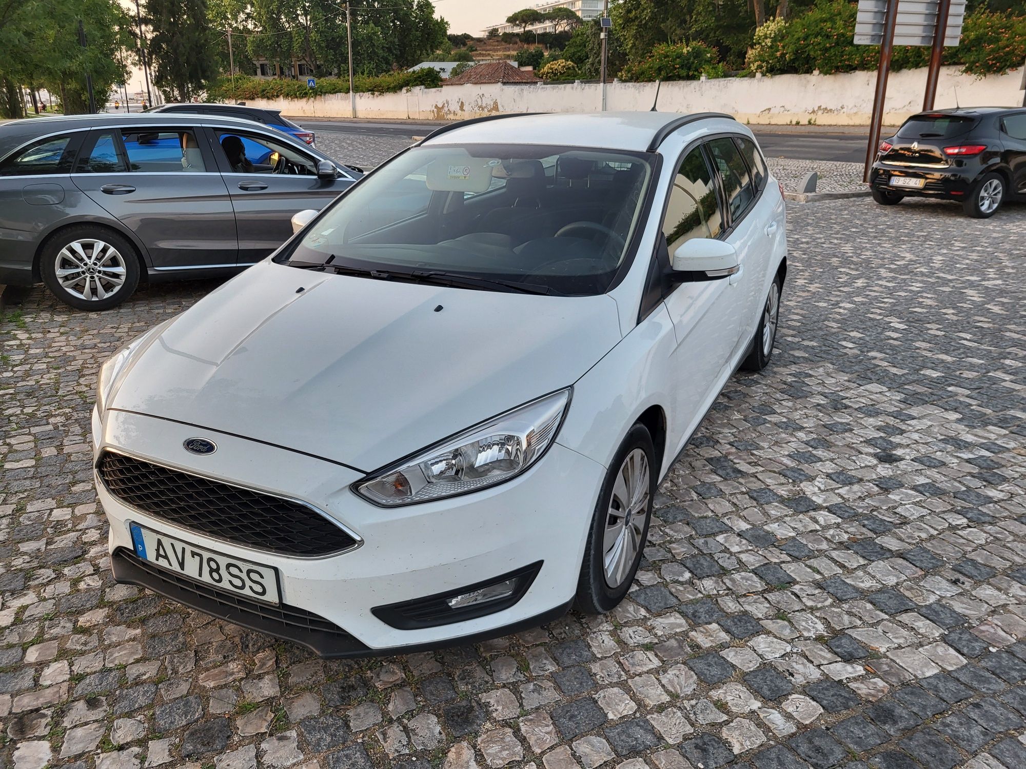 Ford focus branco 2018