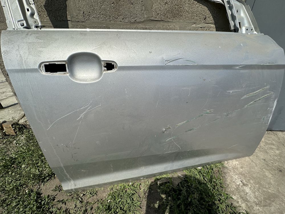 Продам двері форд фокус 3