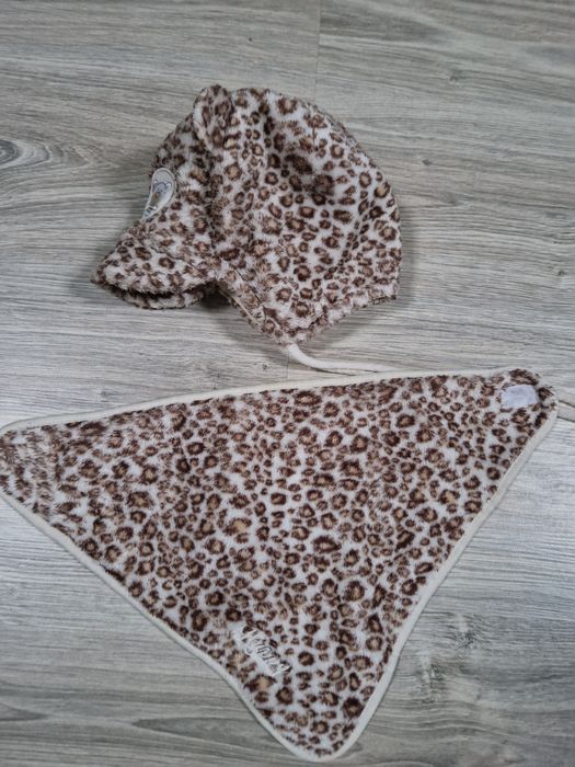 Komplet zimowy niemowlęcy czapka szalik 6-9 miesięcy Magrof