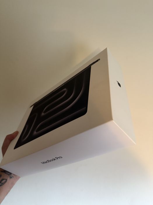 Macbook pro 14” novo caixa por abrir
