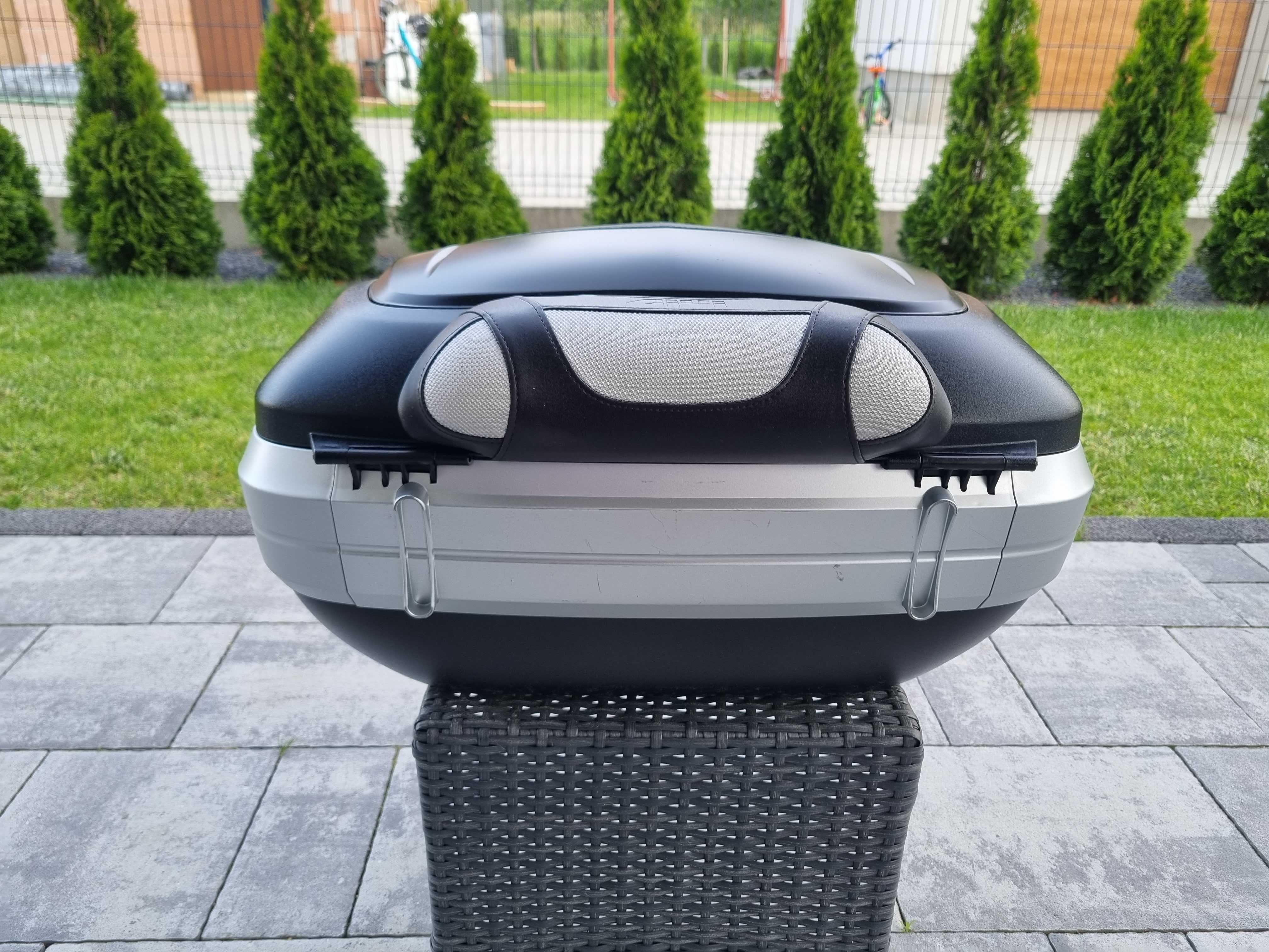 Kufer centralny Givi V56 Maxia NNT Monokey + Oparcie pasażera