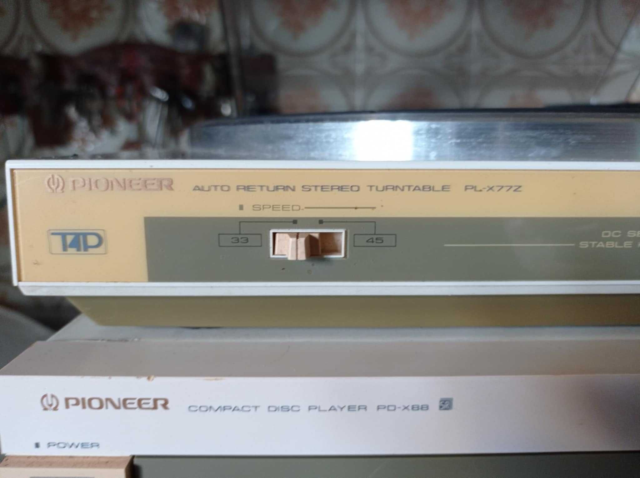 Conjunto Pioneer 1980