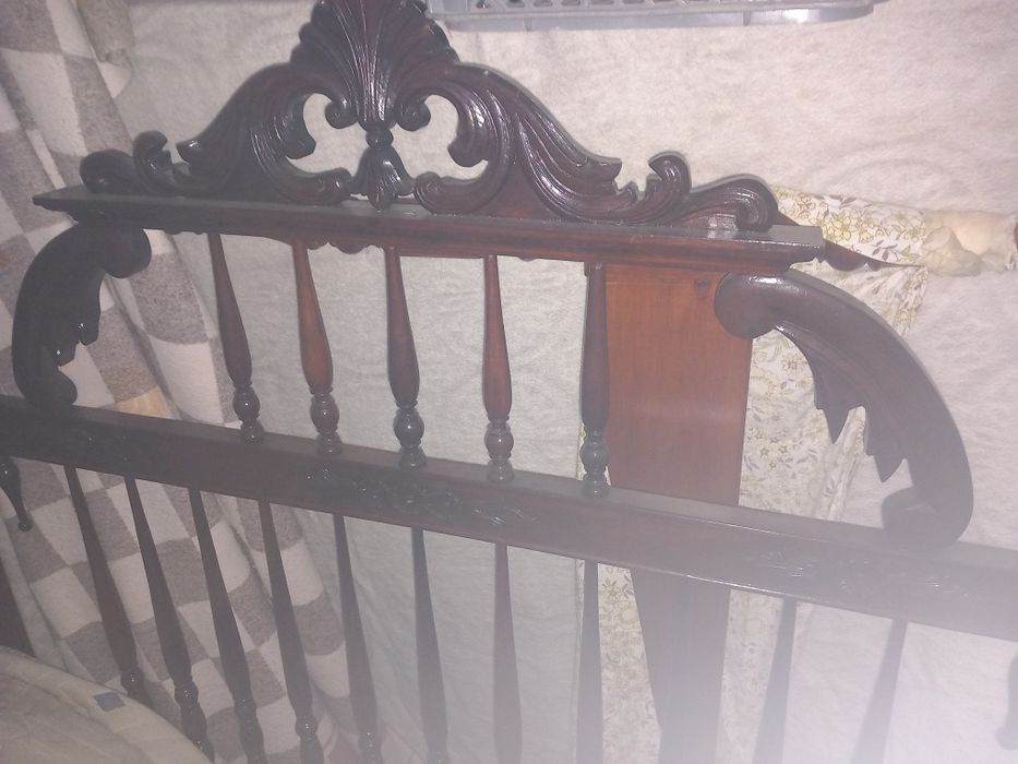Vendo esta cama Foi toda restaurada