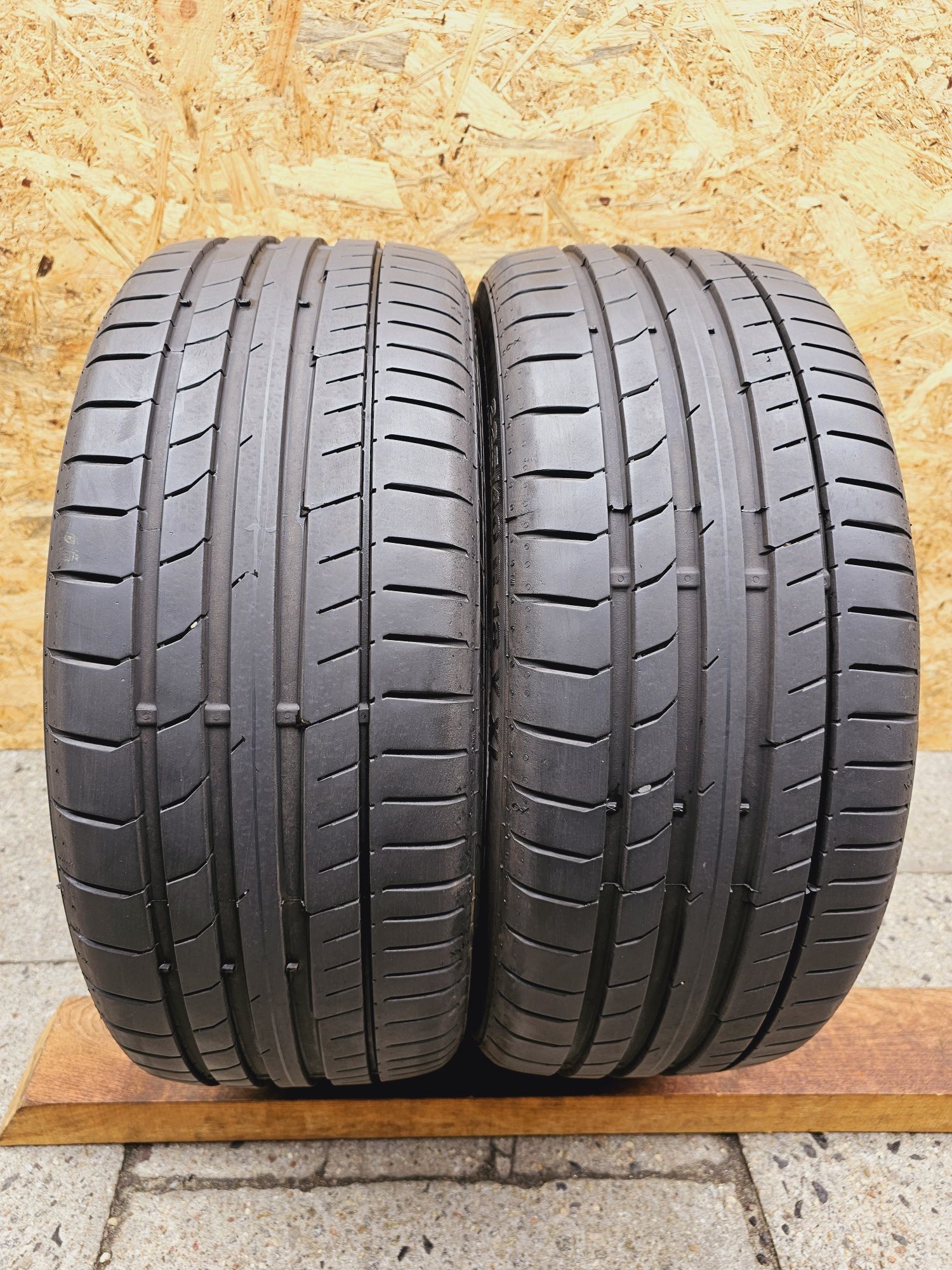 Idealne!!  7,4mm. 225/40 r18 XL Continetal ContiSportContact. MO