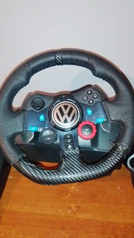 Sprzedam kierownicę ps5 PS4 PS3 i pc
