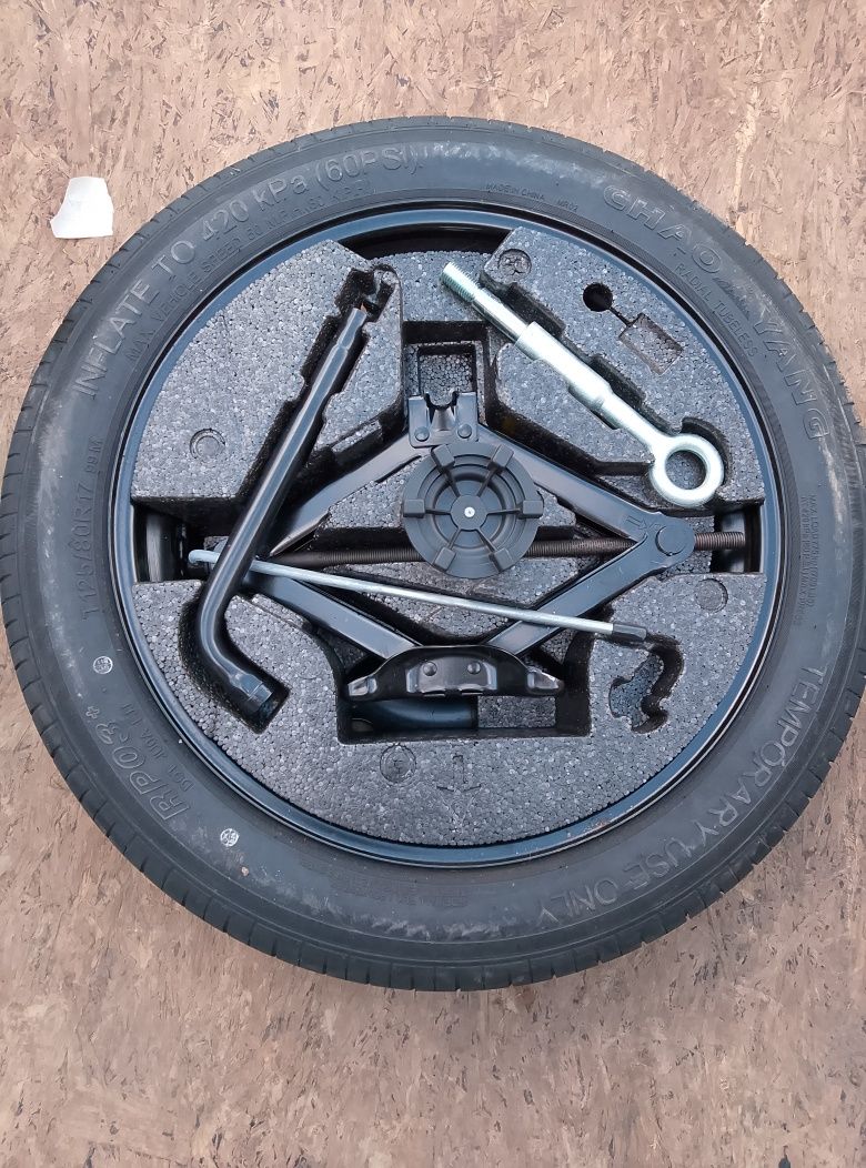 Volvo XC60  koło zapasowe dojazdowe NOWE OEM R17 komplet lewarek itp