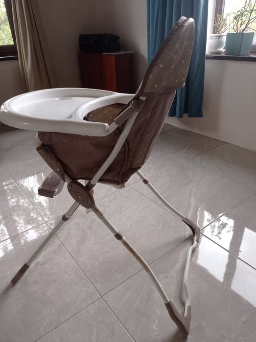 Стульчик для кормления