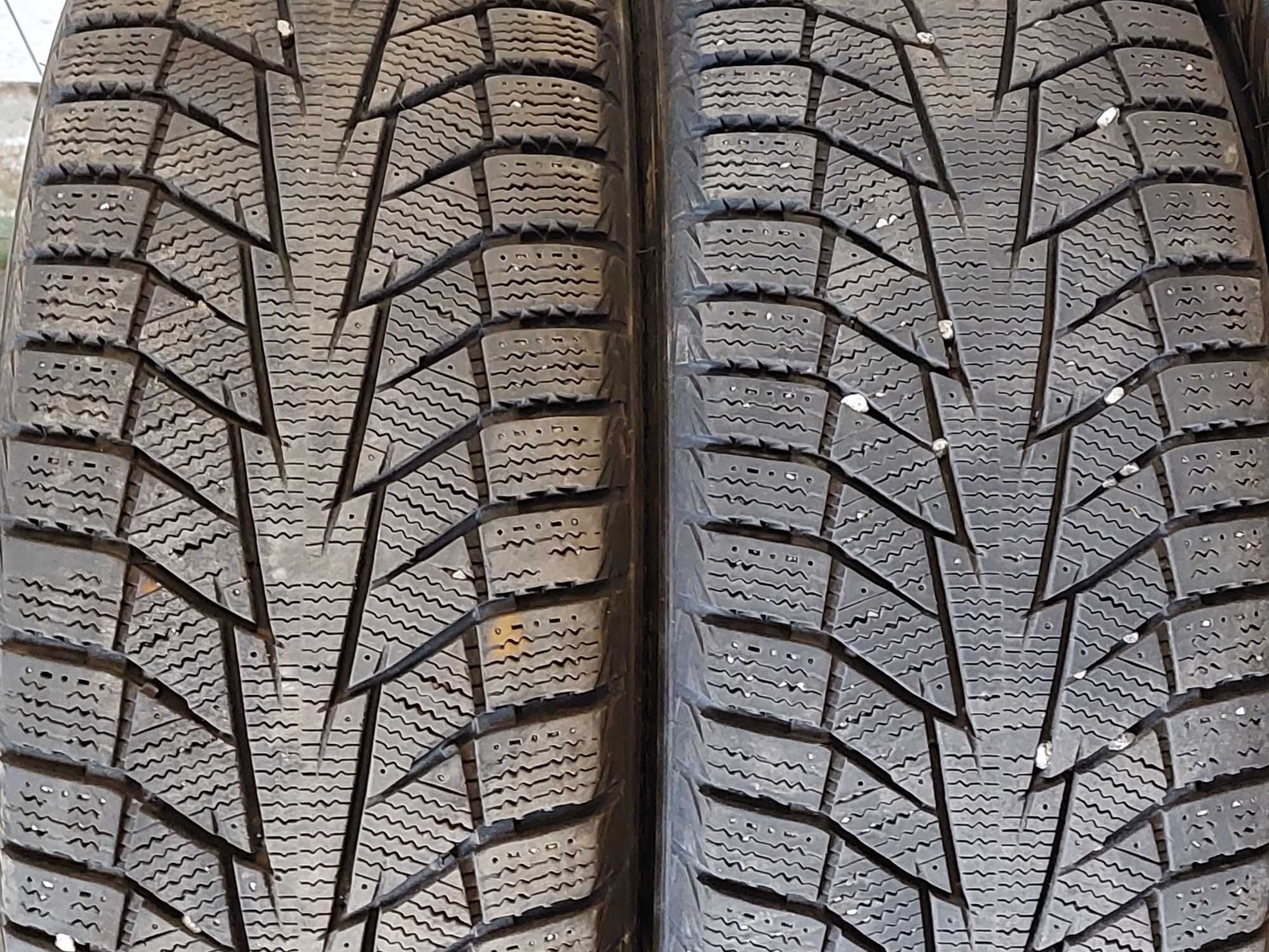 Зимова резина Hankook 185/60 R14 на дисках на Ланос