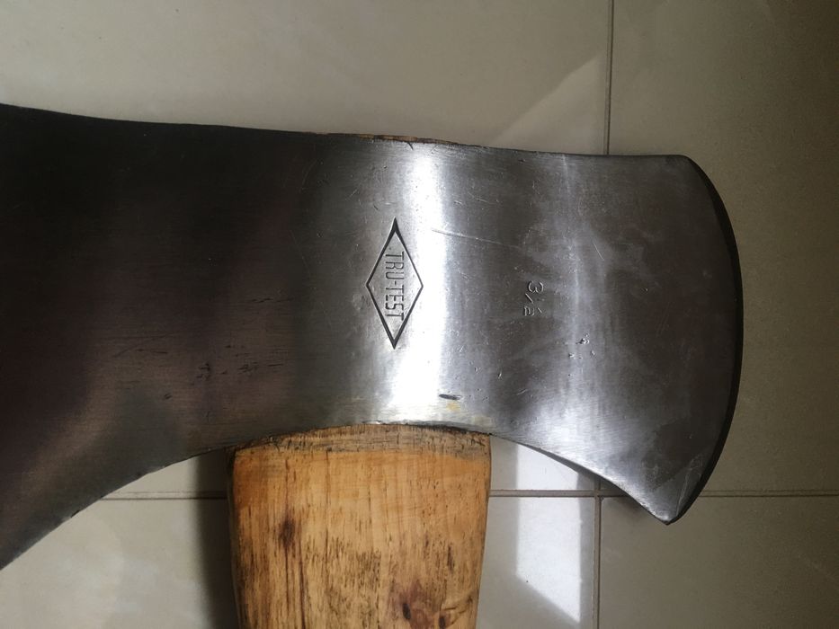 Stara zabytkowa siekiera USA