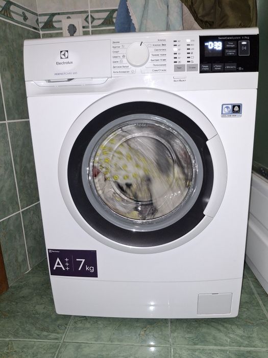 Пральна машина Electrolux 7кг