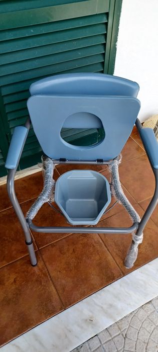 Cadeira Sanitária
