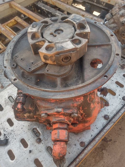pompa hydrauliczna linde do koparki atlas 1304