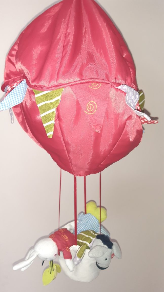 Karuzela nad łóżeczko balon Ikea ozdoba do pokoju dziecięcego