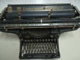 Máquina de escrever Underwood - 1917