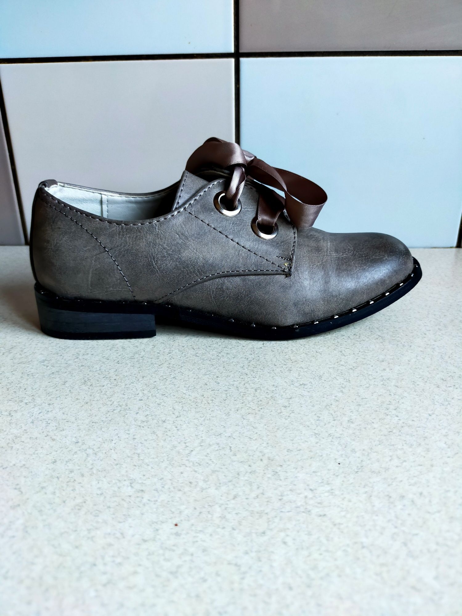 Buty Goodin Vera Pelle  36/22 cm nowe