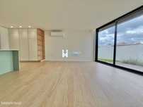 Moradia Individual De Luxo T3, Duas Suites, Nova, Concluida,Na Trofa
