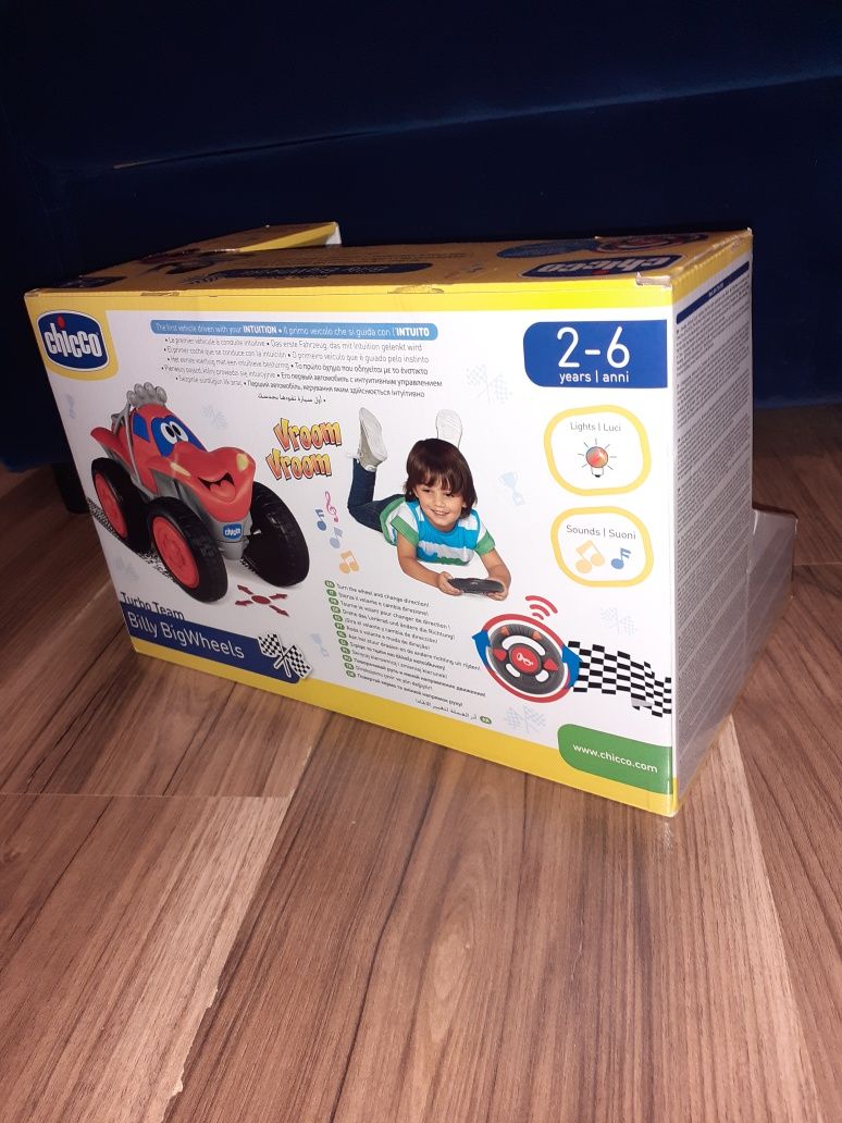 Samochód zdalnie sterowany jeżdżący Chicco 617592
