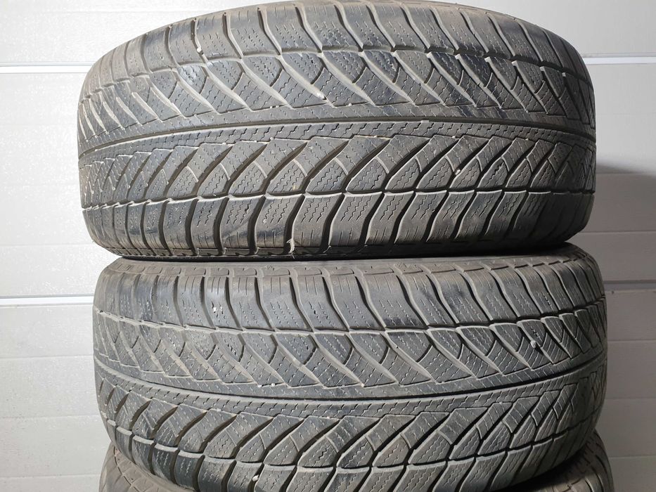 4szt. 225/55/17 97H Goodyear UG Performance 2 6,5mm 2020r [ 418 ]