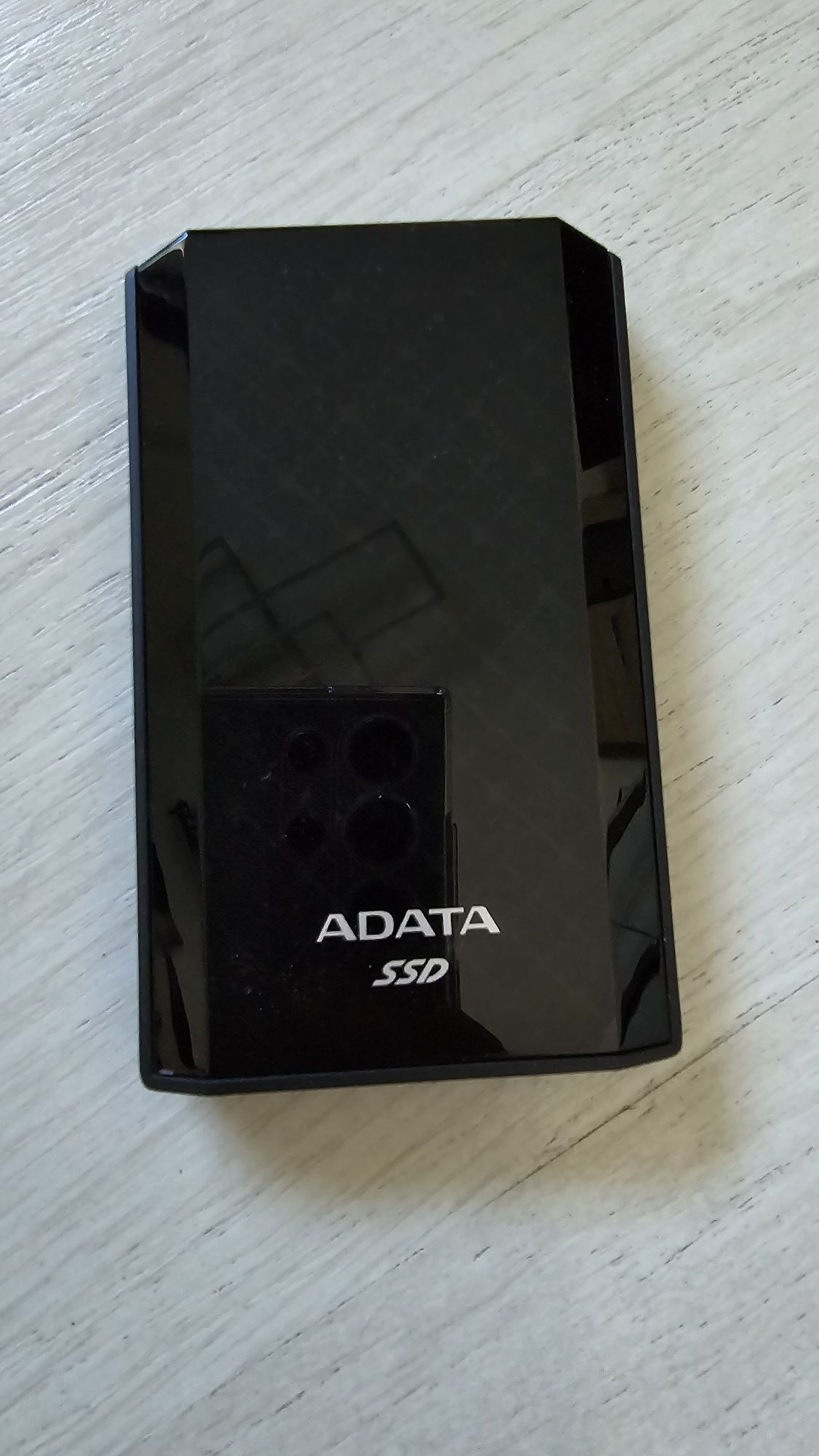 Dysk przenośny Adata SE900 2TB SSD czarny RGB