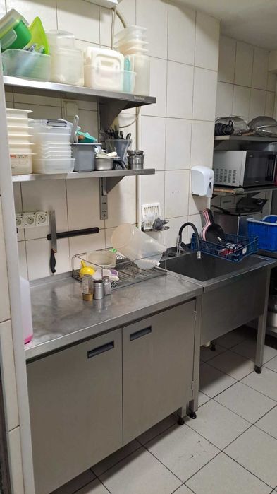 stół kajnertowa dwuskrzydłowa 900x600 otwierana do przodu z blatem