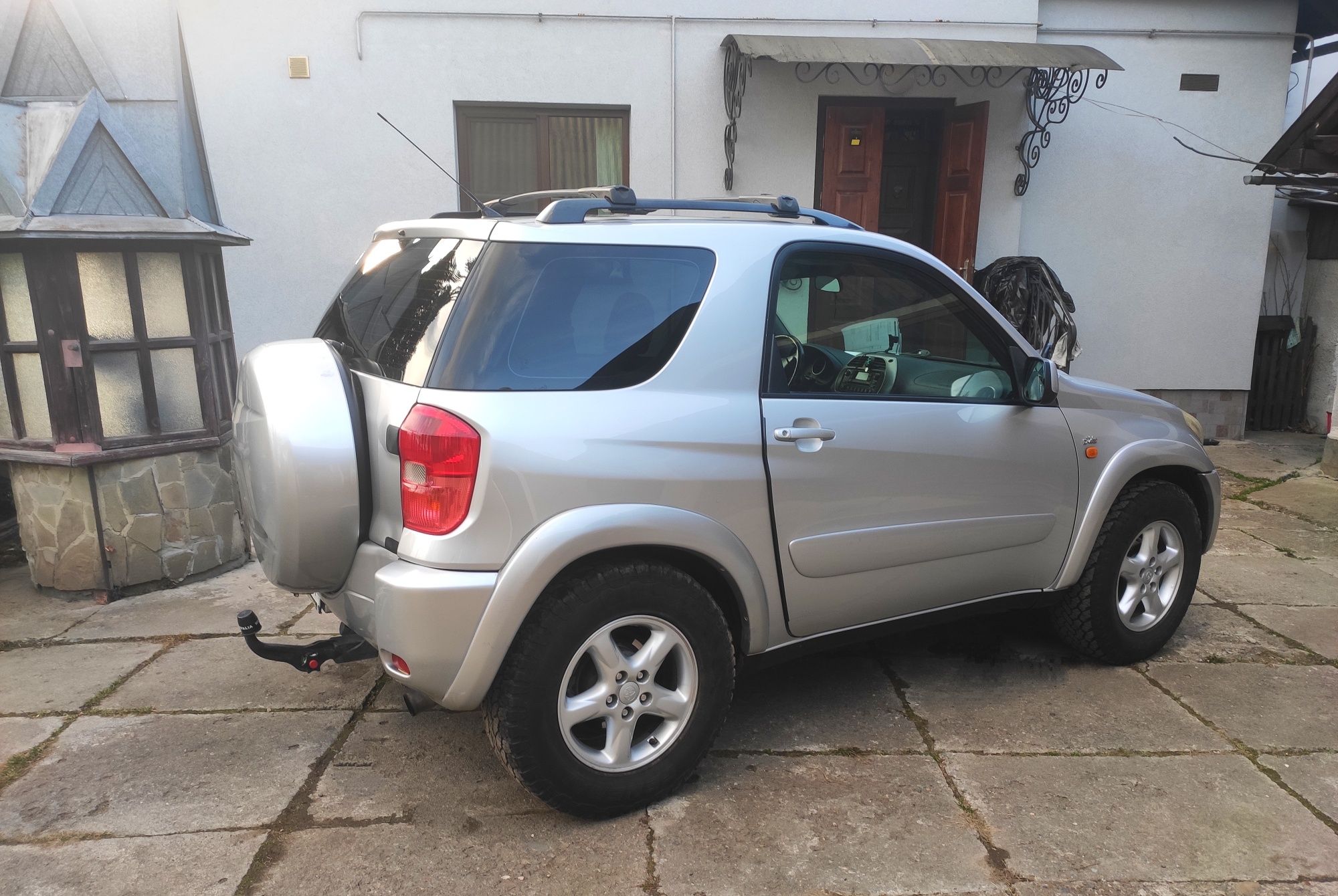 Toyota rav4 - 2 дверна дизель
