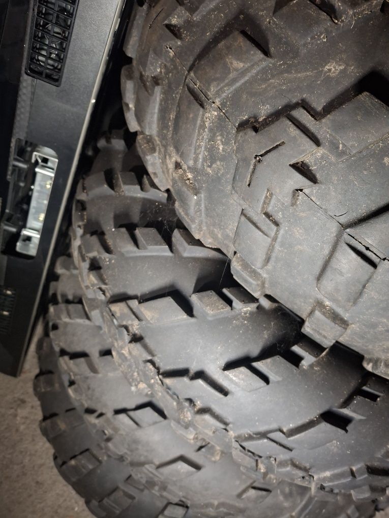 Opony quad 26x10x12/ 25x10x12