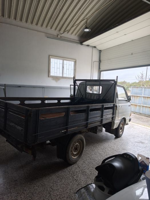 Toyota HiAce 2.2 caixa aberta