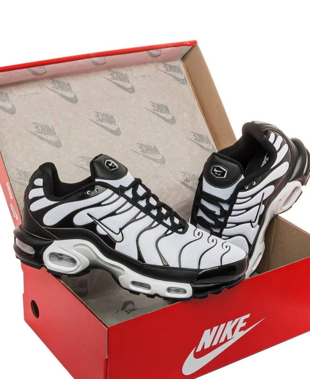 Nike Air Max TN Plus White Black