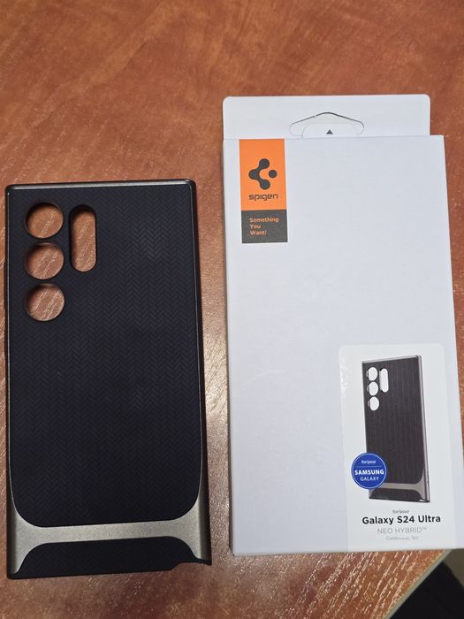 Чохол Samsung Galaxy S24 Spigen Neo Hybrid