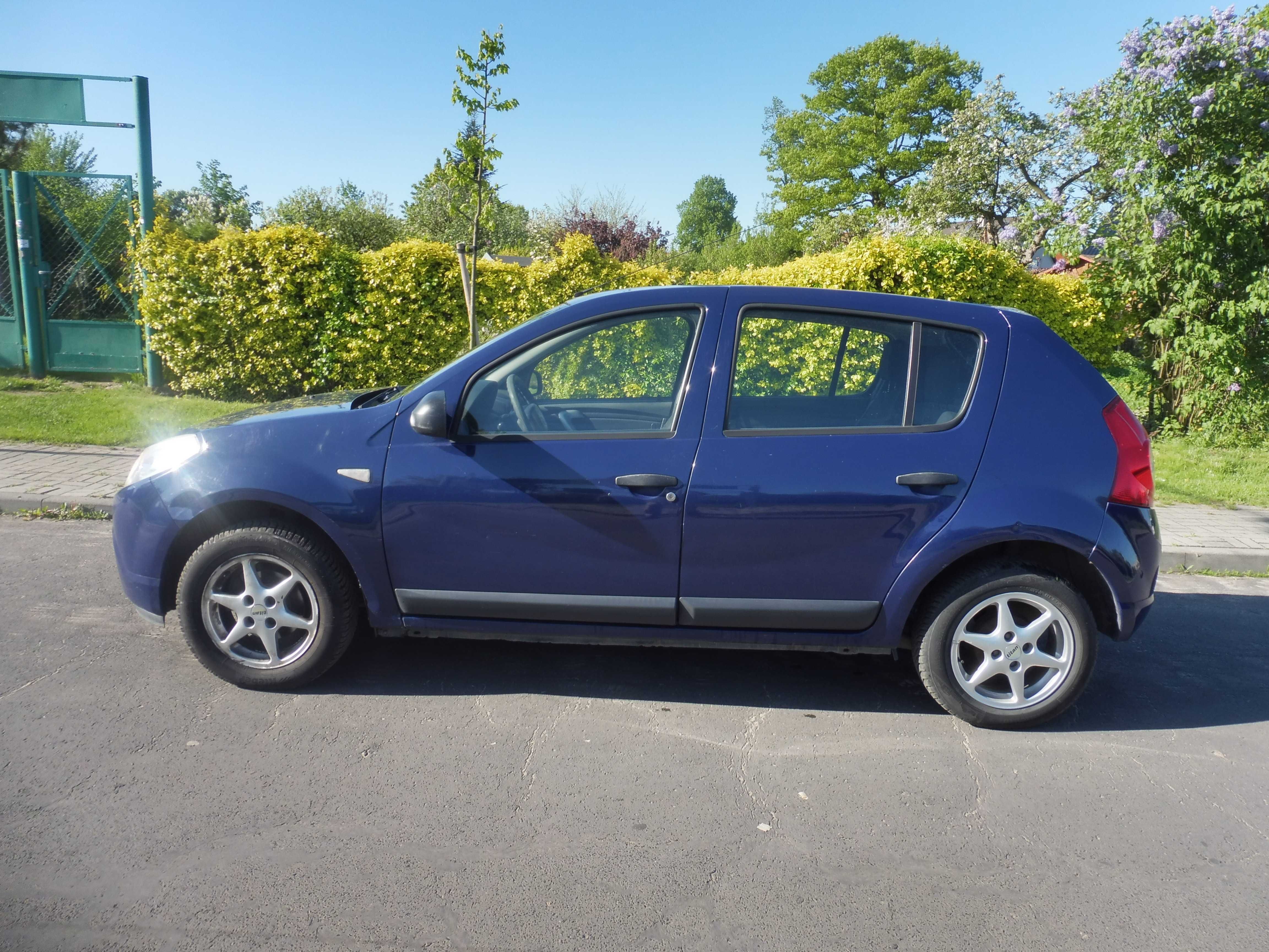 Dacia Sandero z klimatyzacja sprawna oplaty 04 2026 r