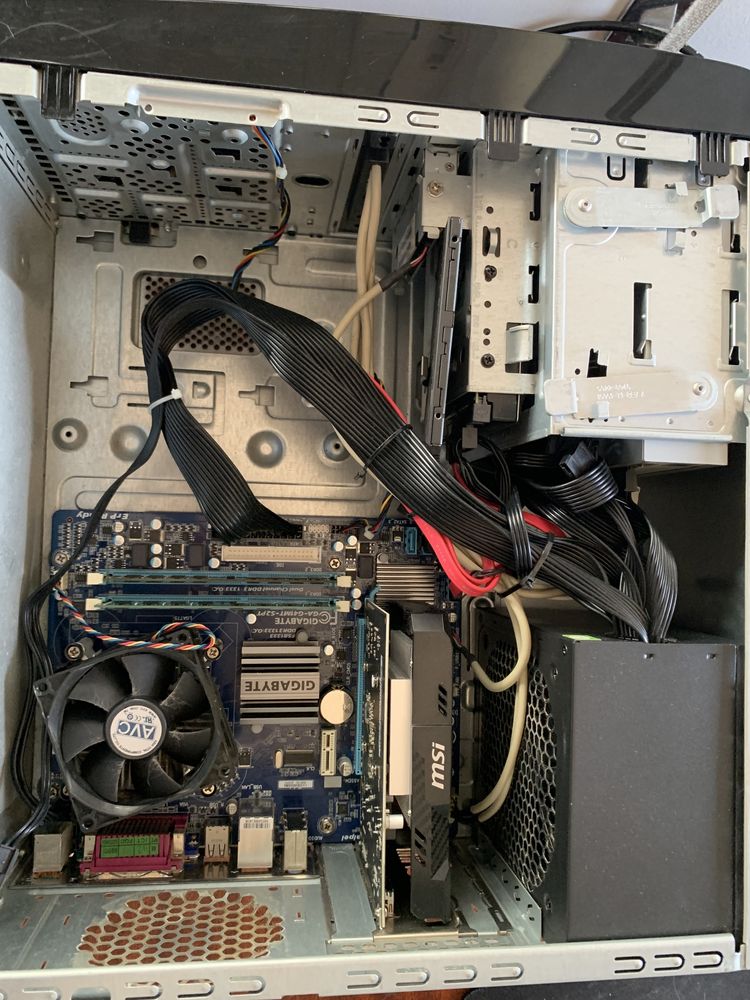Computador desktop com placa grafiaca GT 1030