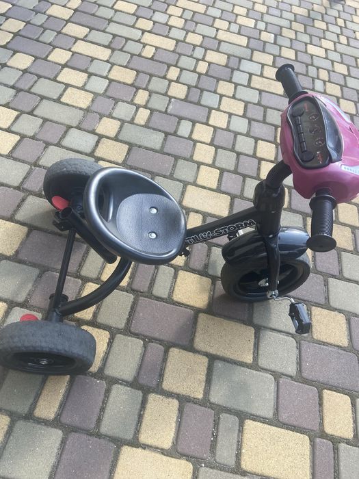 Триколісний дитячий велосипед