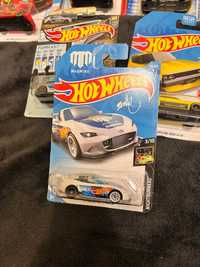 Hot Wheels Mazda rx-7 Miata White/Blue Нові