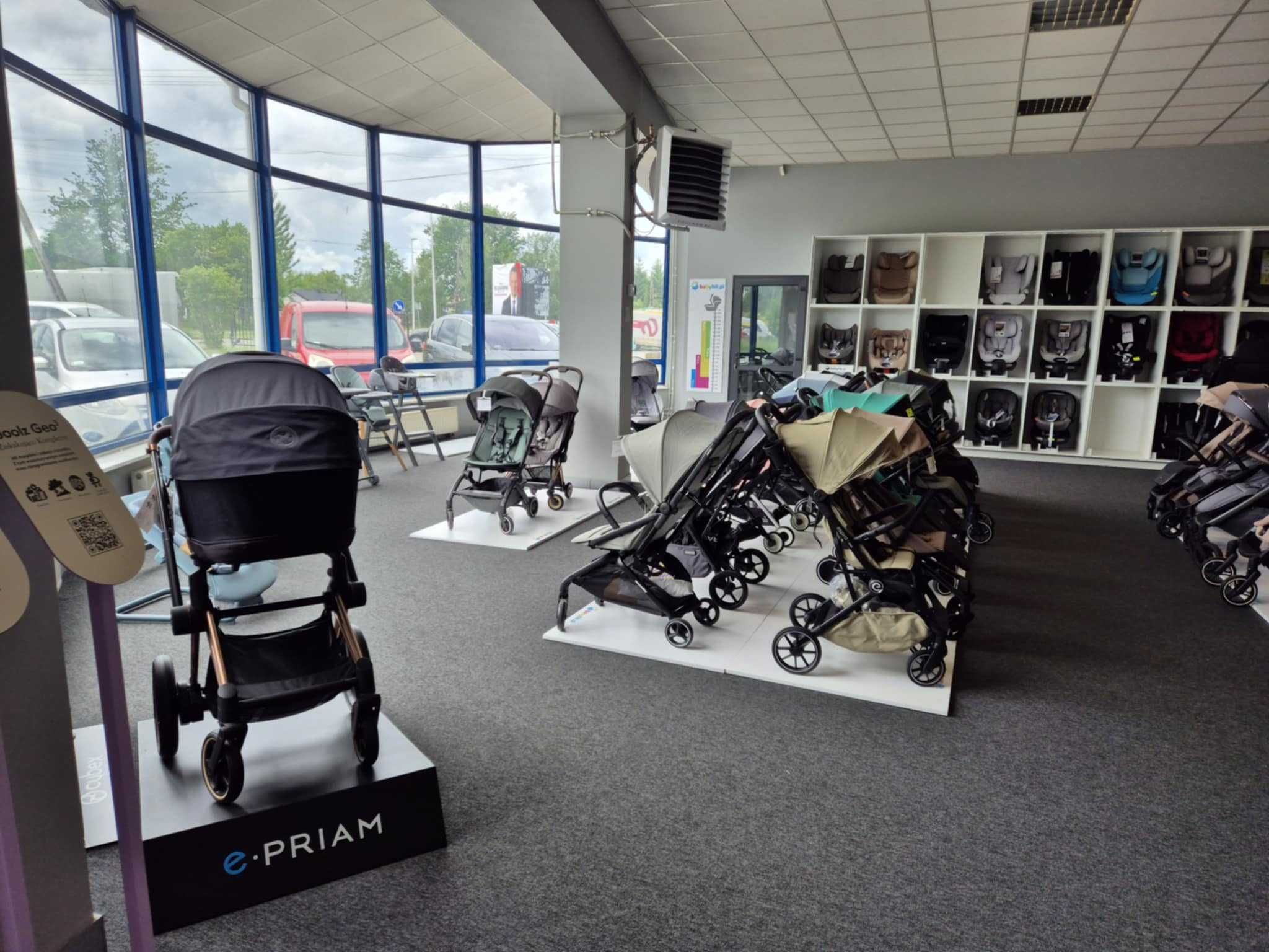 Wynajmę powierzchnię handlową 200 m2 w Piotrkowie Tryb.