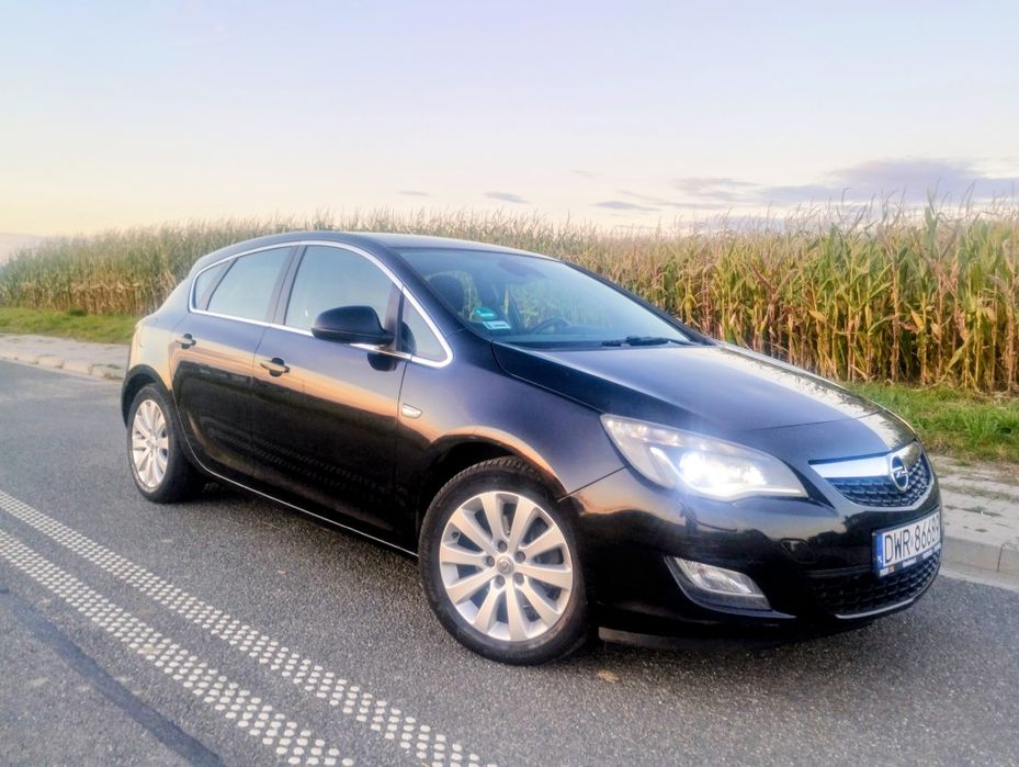 Opel Astra J 1,7cdti 2010r Bez wkładu, posiada hak