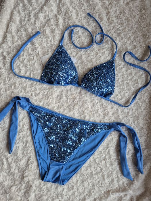 Strój kąpielowy Calzedonia M 80B/75C/70D delicate blue Glowing surface