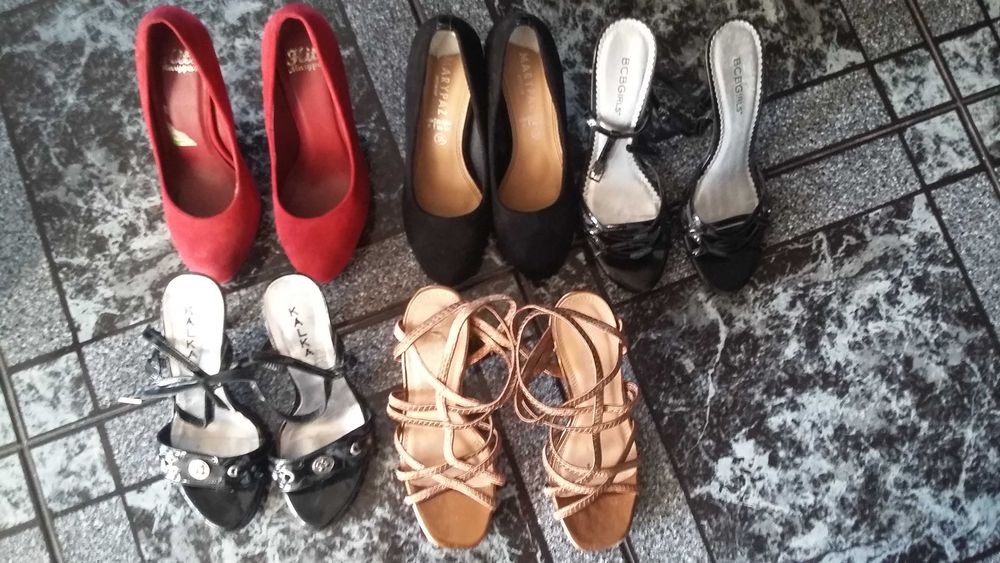 Sapatos e sandálias