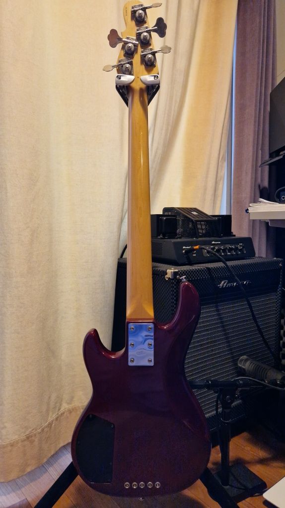 G&L L-1505 made in USA bas 5 str
