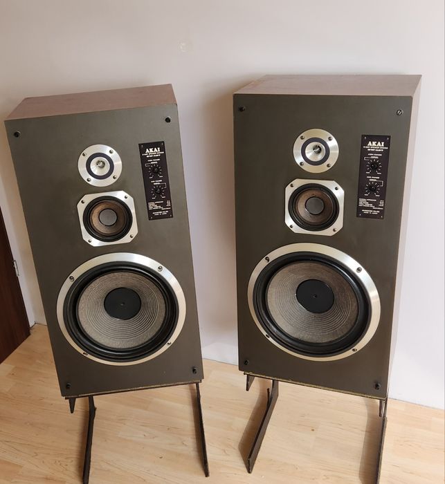 Głośniki AKAI SW-187 kolumny z potencjometrami, stereo