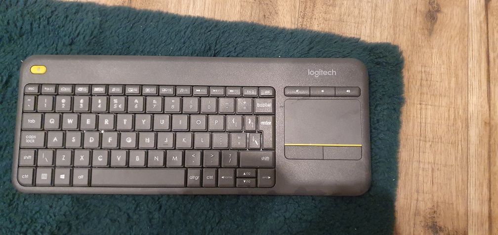 Klawiatuta Logitech K400 +