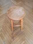 Taboret drewniany