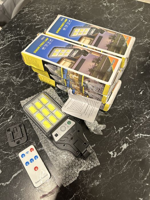 Вуличний LED ліхтар, фонарь на акамуляторі,сонячній панелі