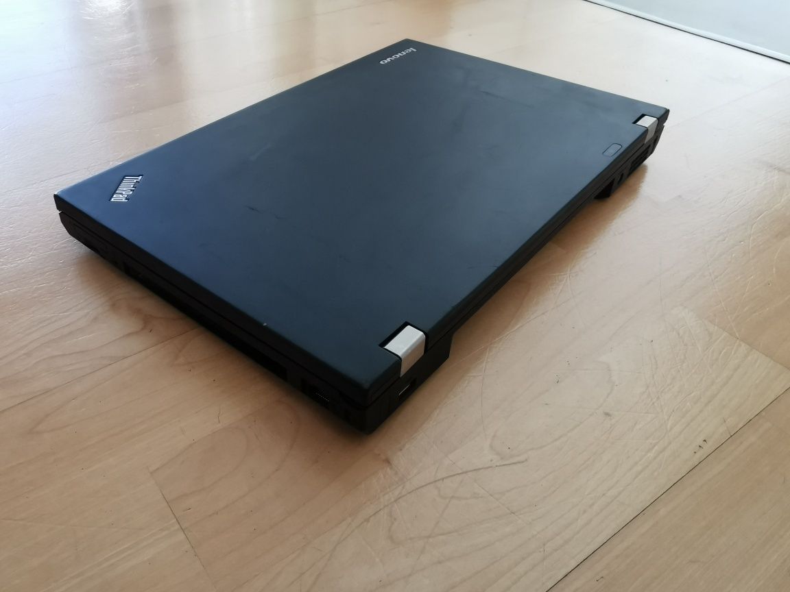 Lenovo ThinkPad t530 bez baterii