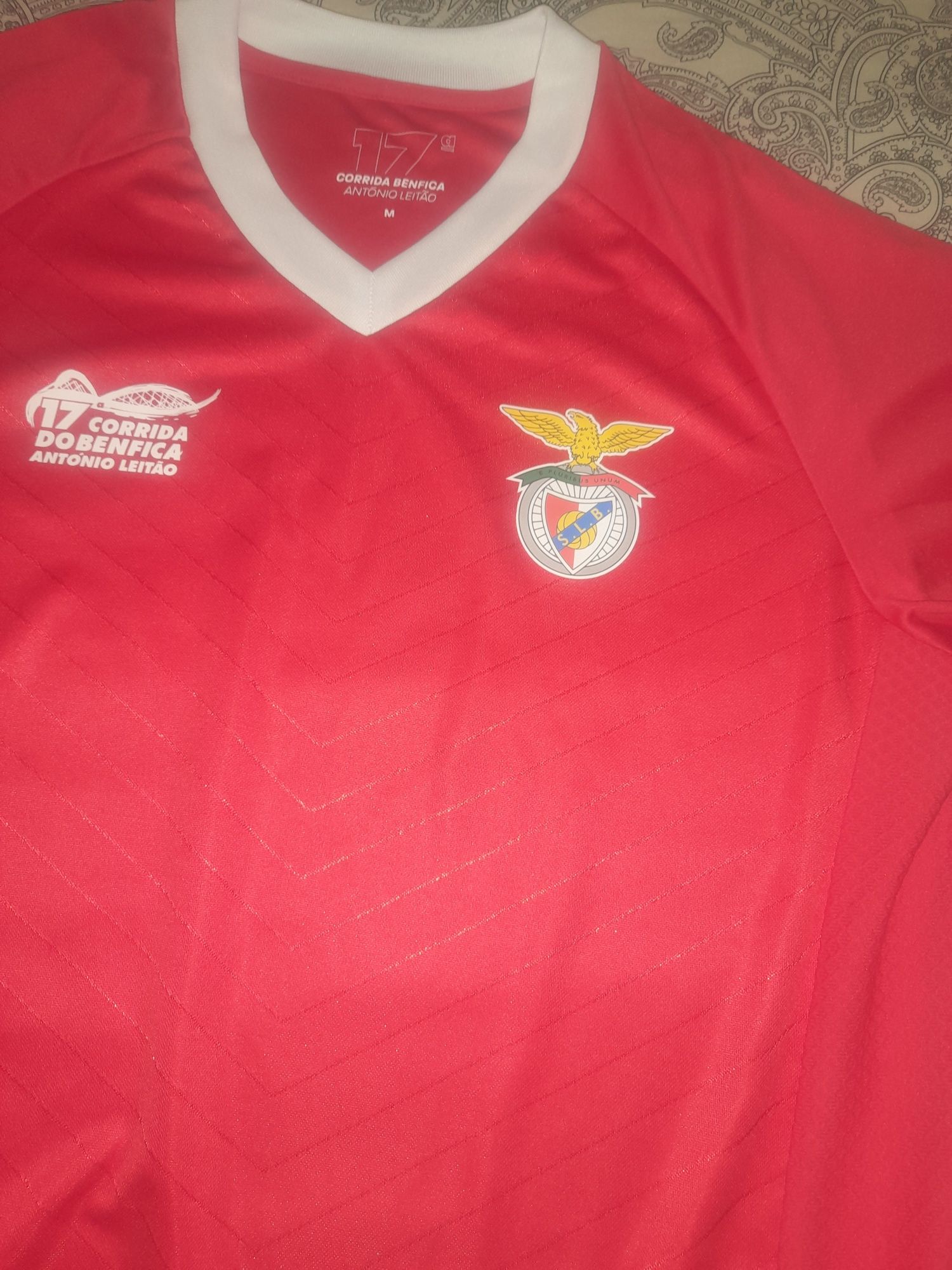 T-shirt e saco "corrida do Benfica"