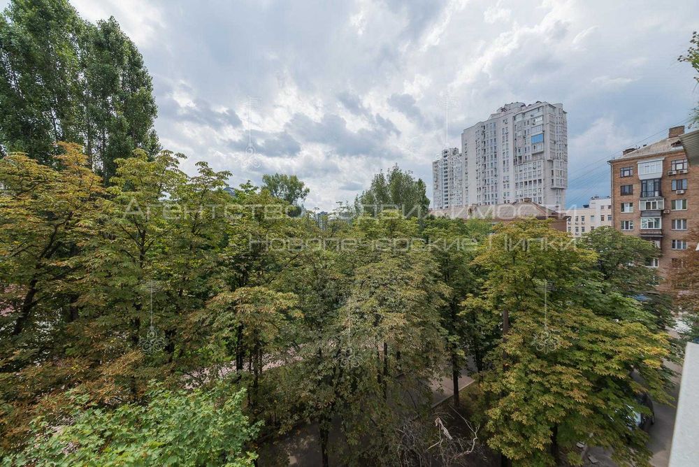 Продаж 2х кімнатної квартири 57м2 бул. Дружби Народів 20 Звіринецька