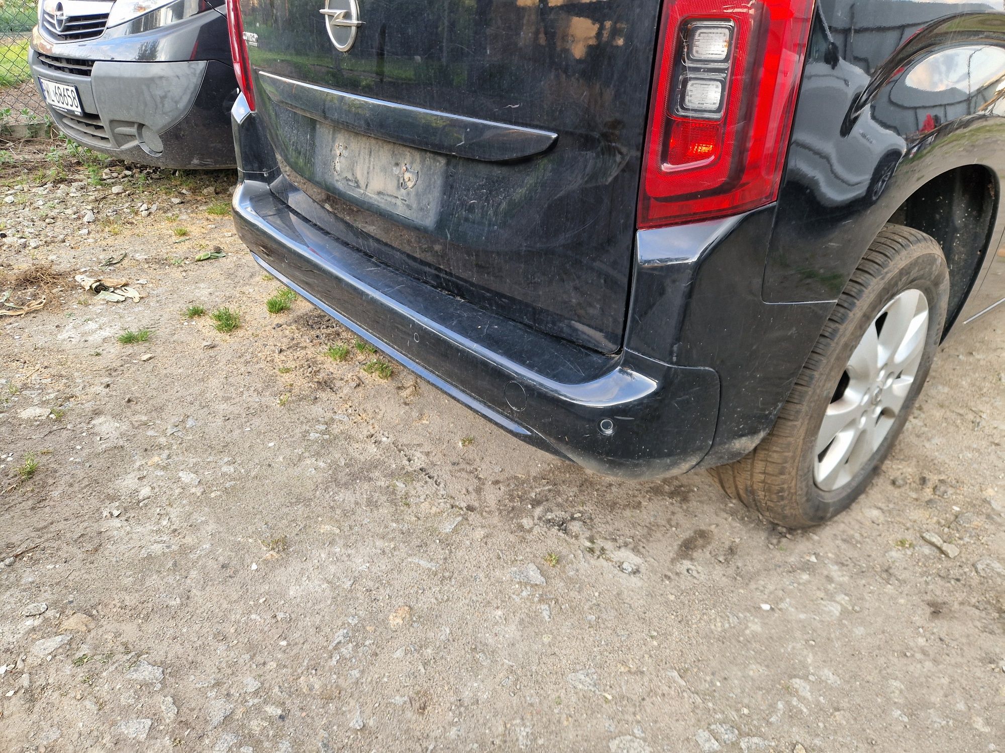 Zderzak tył tylny Berlingo IV Rifter Combo E Proace city 18- 4 PD