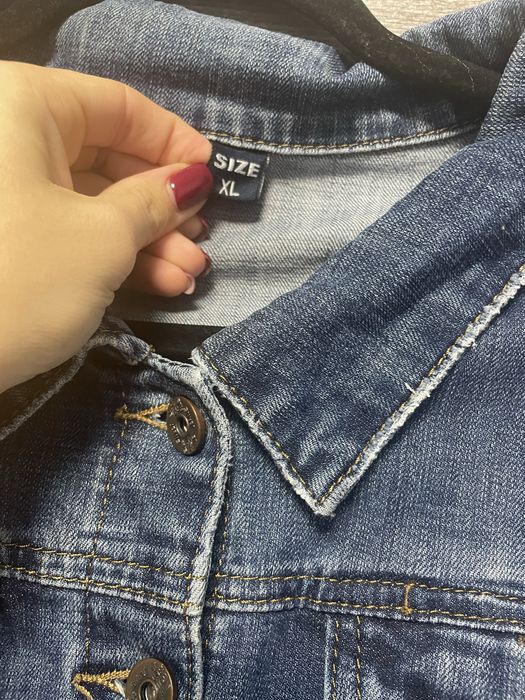 Джинсовка жіноча