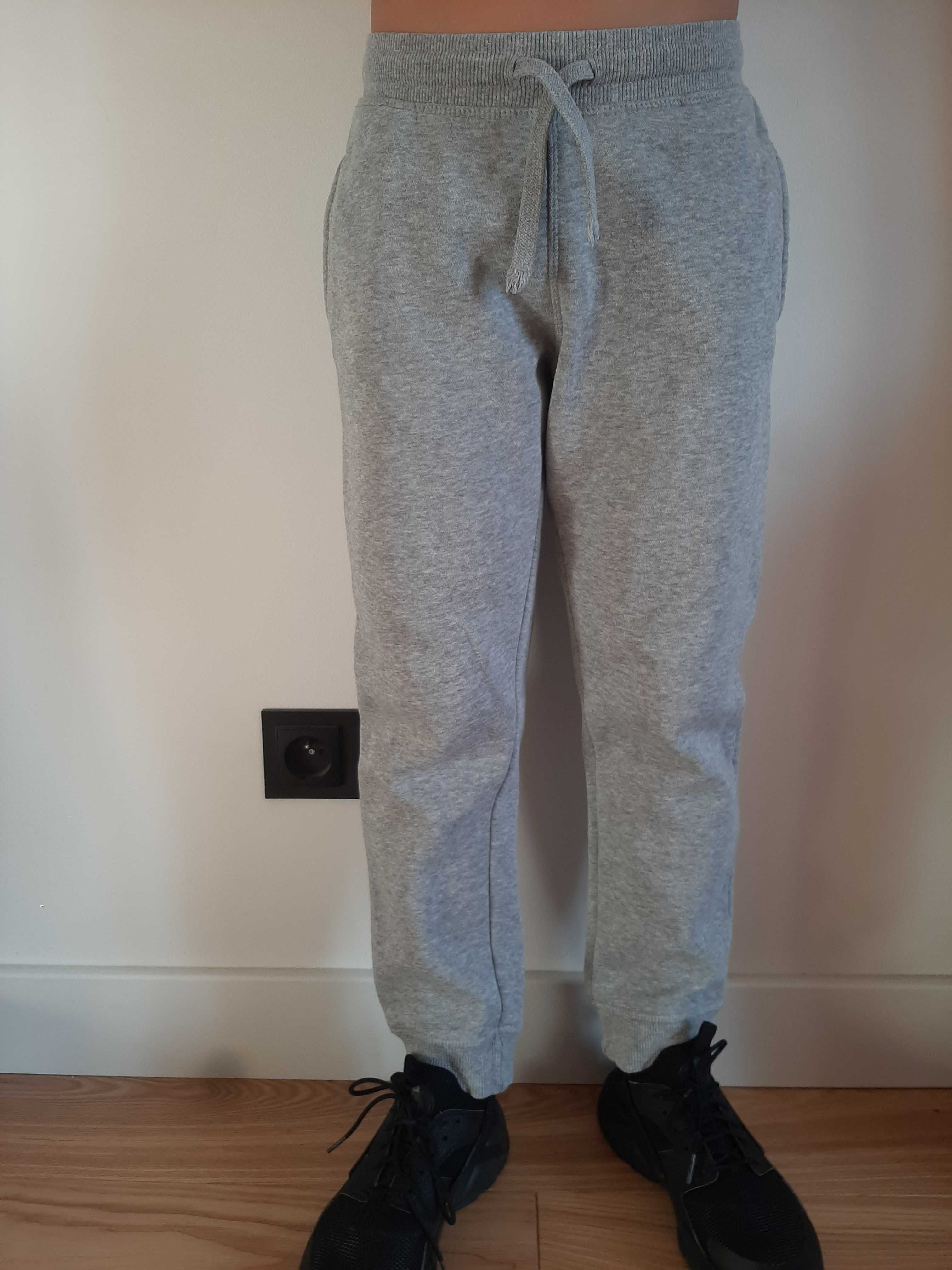 H&M spodnie dresowe 128 cm 7-8 lat