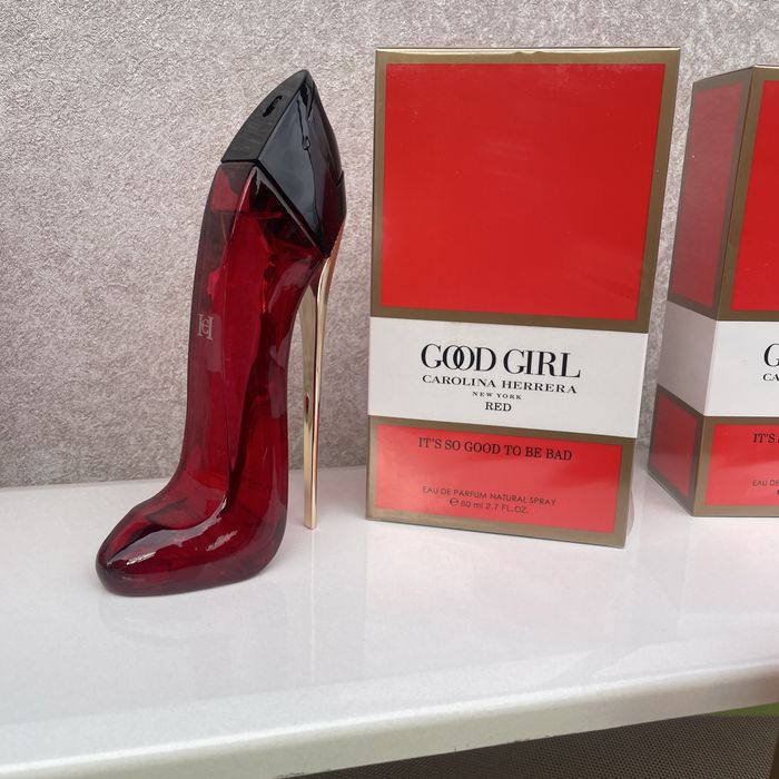 Carolina Herrera Very Good Girl Парфумована вода