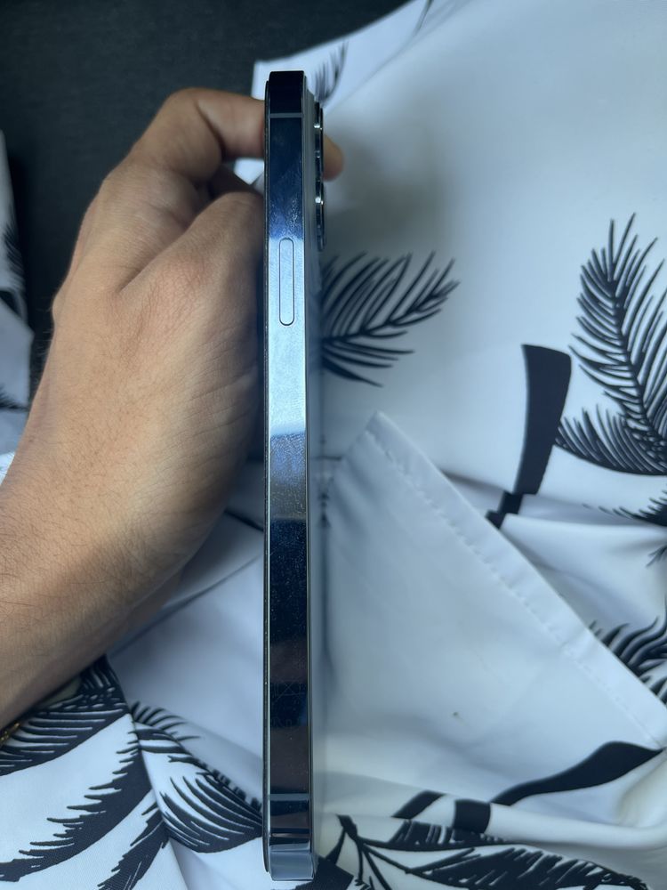 Iphone 13 pro max para peças ou quem queira desbloquear esqueci o pin